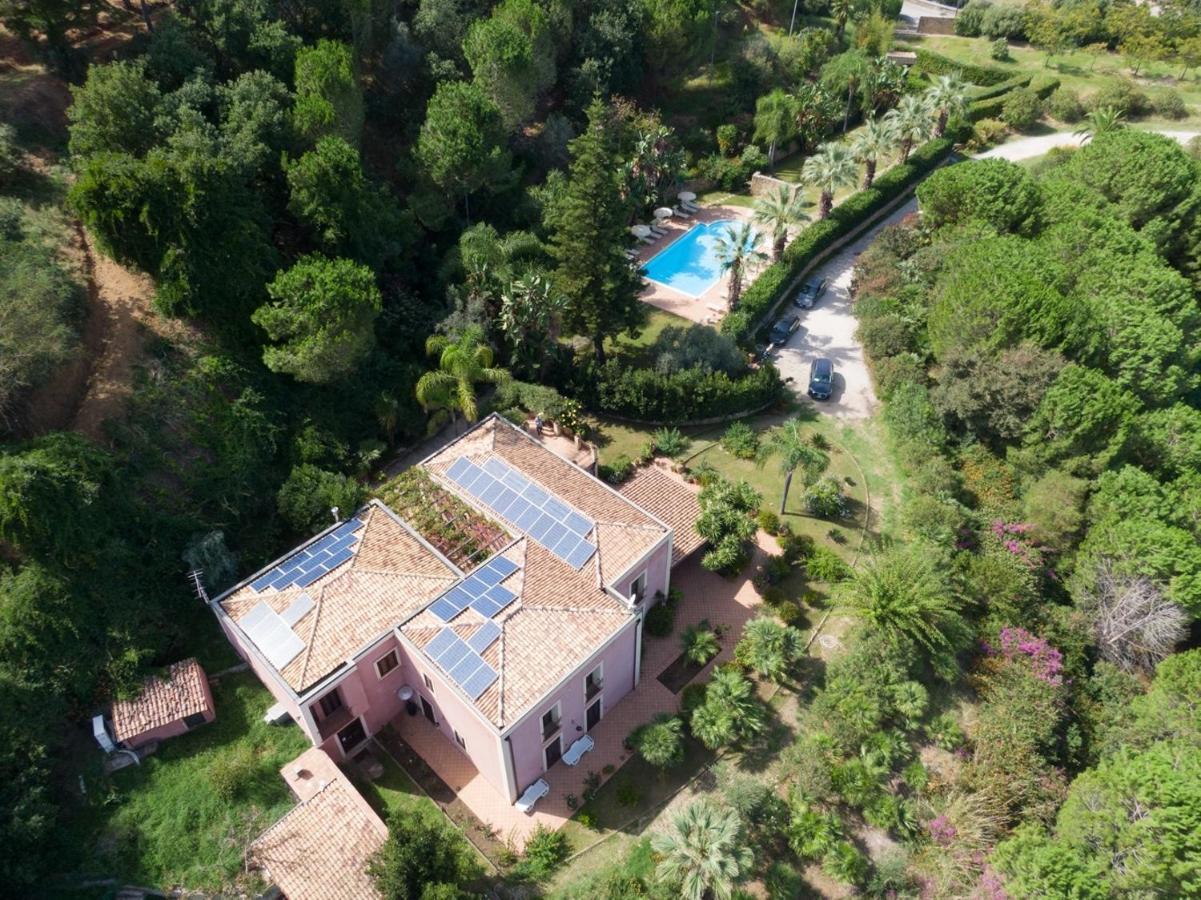 Agriturismo Villa Luca Сант'Агата-ди-Милите Экстерьер фото