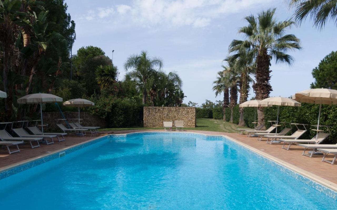 Agriturismo Villa Luca Сант'Агата-ди-Милите Экстерьер фото