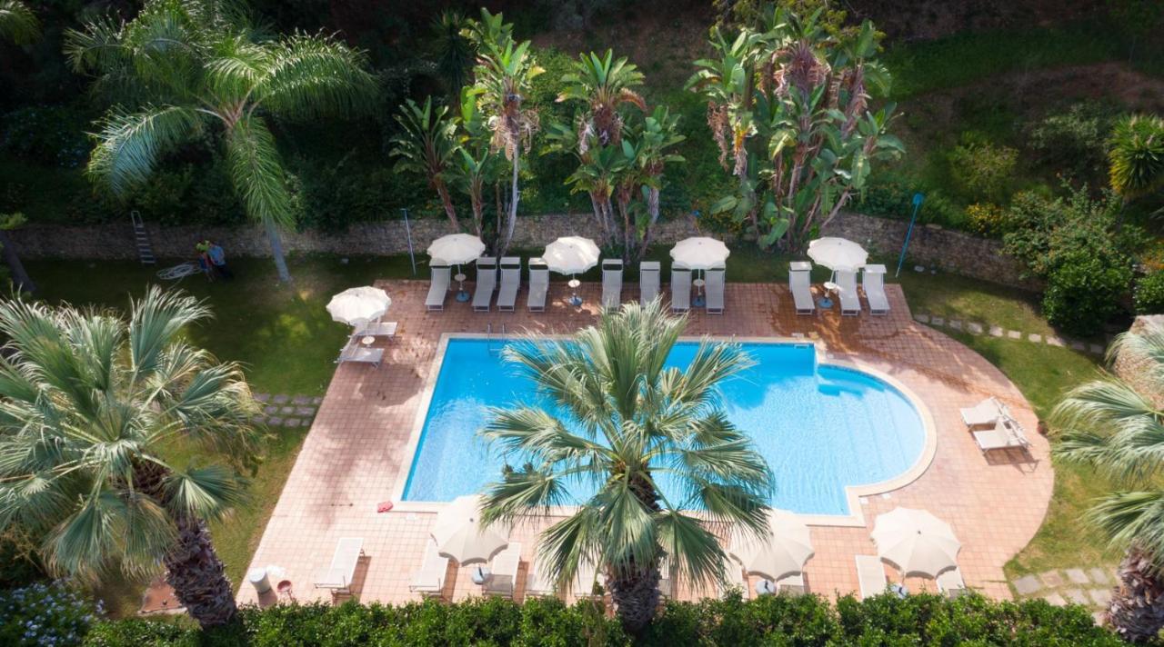 Agriturismo Villa Luca Сант'Агата-ди-Милите Экстерьер фото