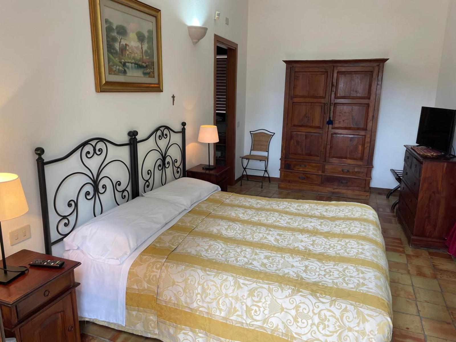 Agriturismo Villa Luca Сант'Агата-ди-Милите Экстерьер фото