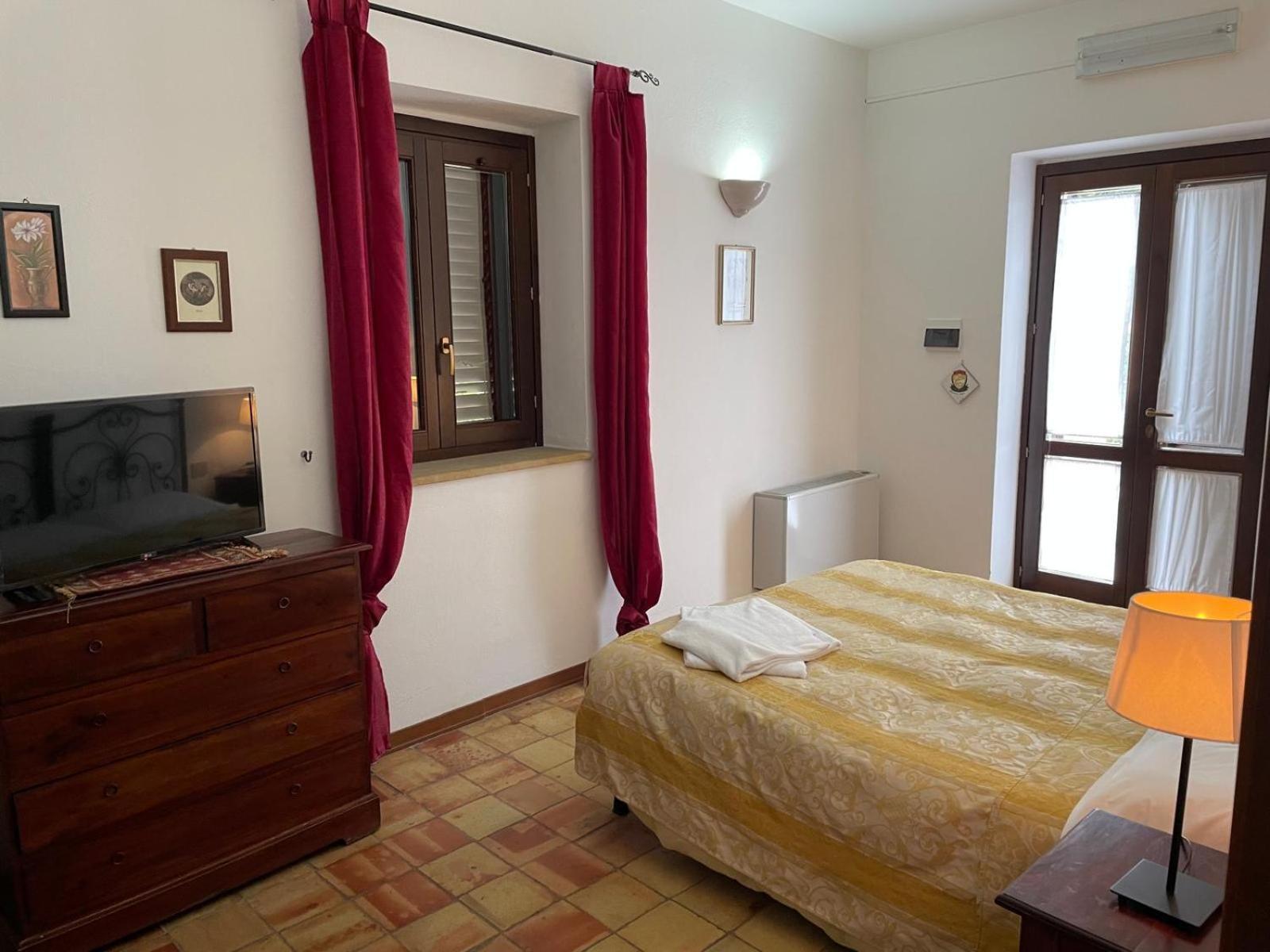 Agriturismo Villa Luca Сант'Агата-ди-Милите Экстерьер фото